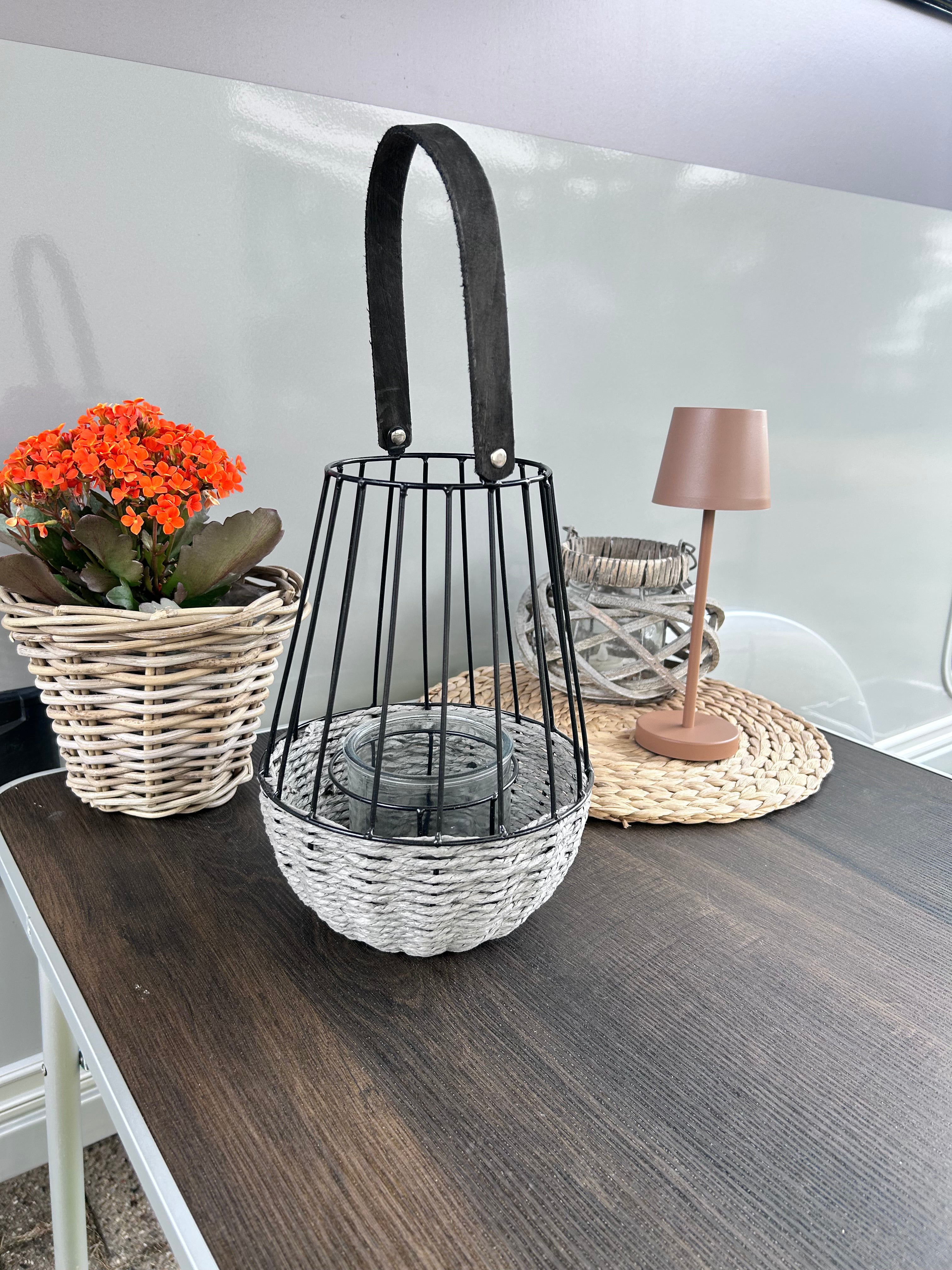 Laterne aus Seegras mit Glas