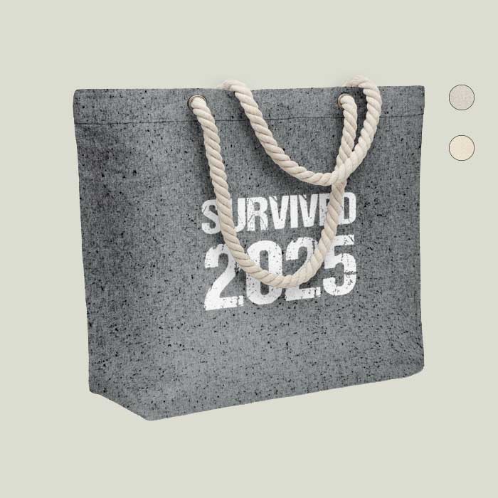 Strand- & Einkaufstasche „Survived 2025“ – robust & mit Statement